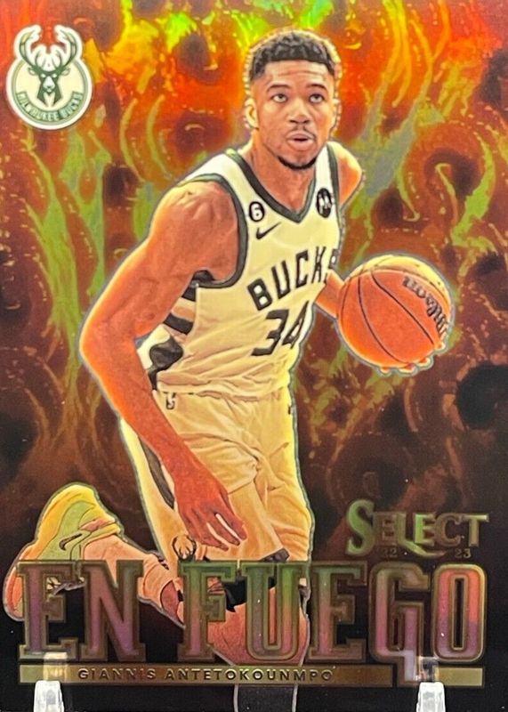 Giannis Antetokounmpo 2022 Select #1 En Fuego - Silver PSA 10