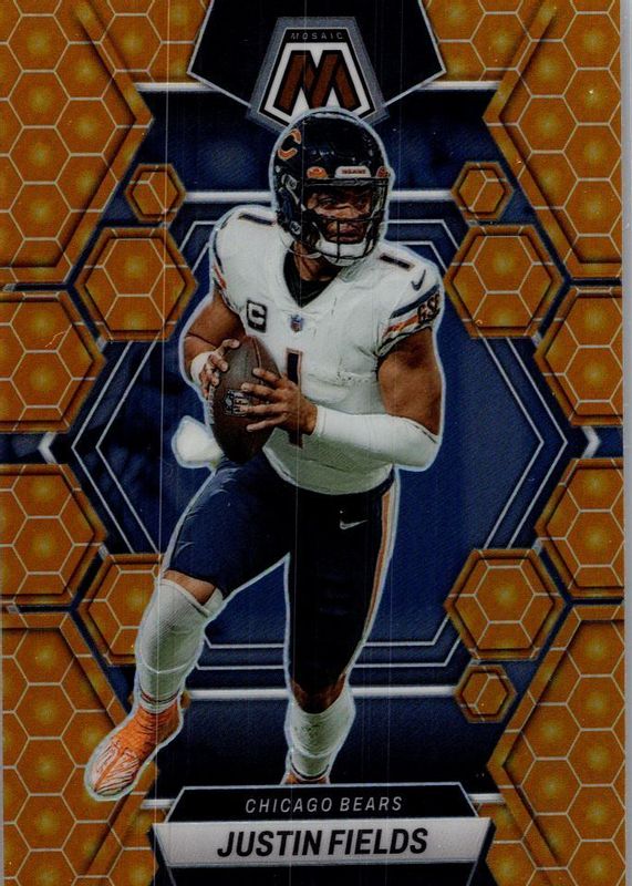 Justin Fields 2023 Mosaic #33 Honeycomb /(SSP) SGC 10