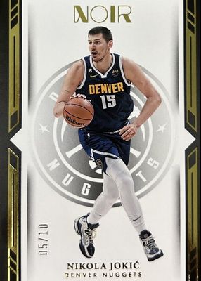 2022 Noir #82 Icon Edition - Gold /10