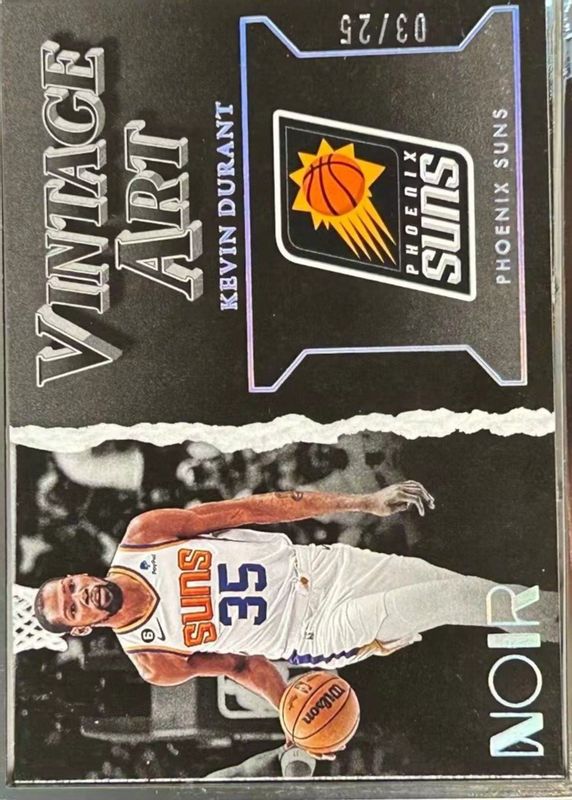 Kevin Durant 2022 Noir #284 Vintage Art /25 RAW