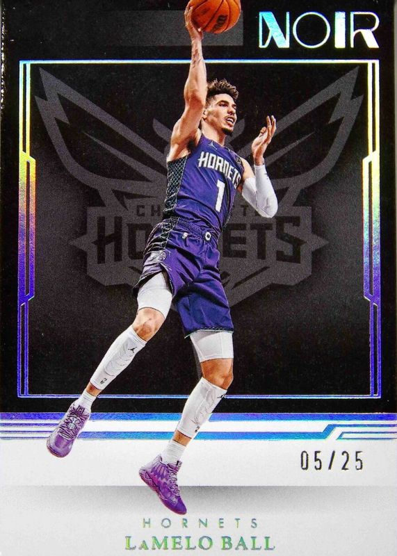 LaMelo Ball 2022 Noir #202 Statement Edition /25 RAW