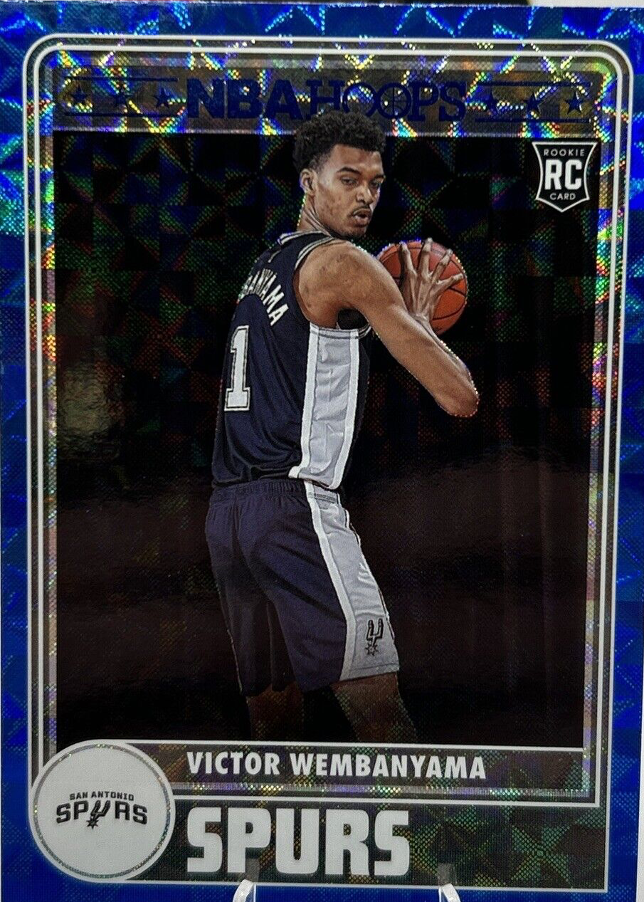 Victor Wembanyama 2023 Hoops #298 Tribute - Hyper Blue Price
