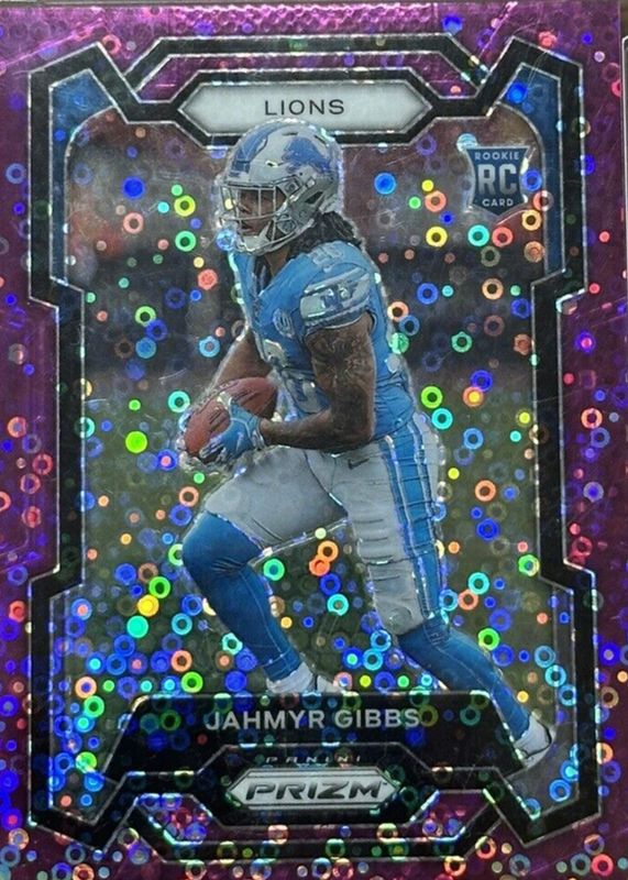 Jahmyr Gibbs 2023 Prizm #331 No Huddle Purple /35 Rookie SGC 9.5