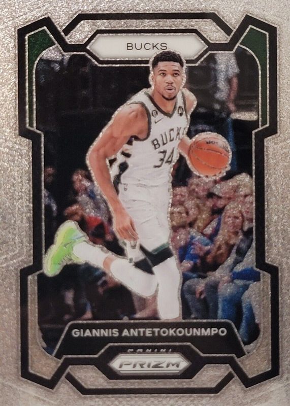 Giannis Antetokounmpo 2023 Prizm #103 Glitter /(SSP) RAW