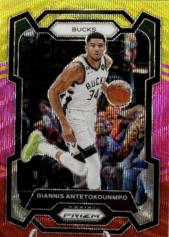 Giannis Antetokounmpo 2023 Prizm #103 Multi Wave /88 PSA 10