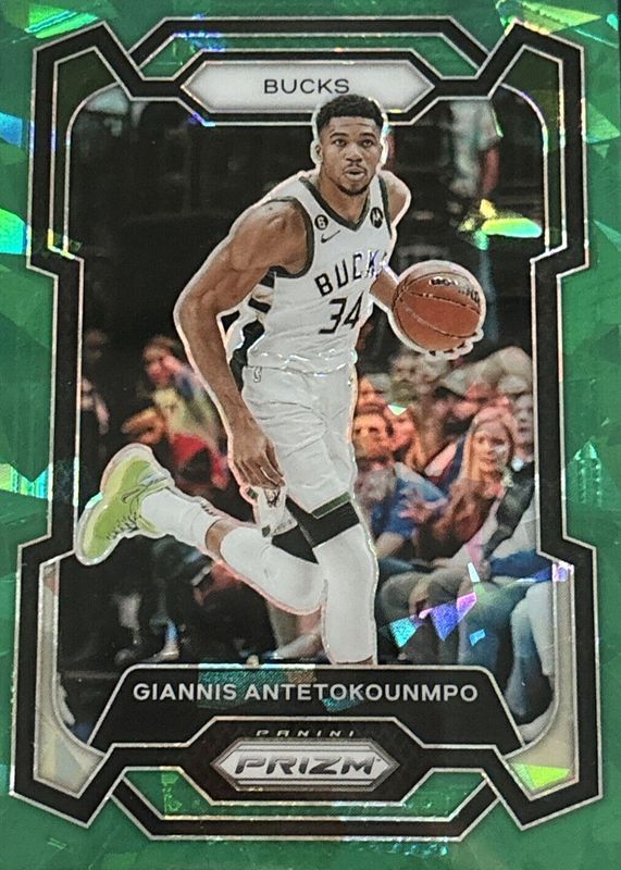 Giannis Antetokounmpo 2023 Prizm #103 Green Ice PSA 10