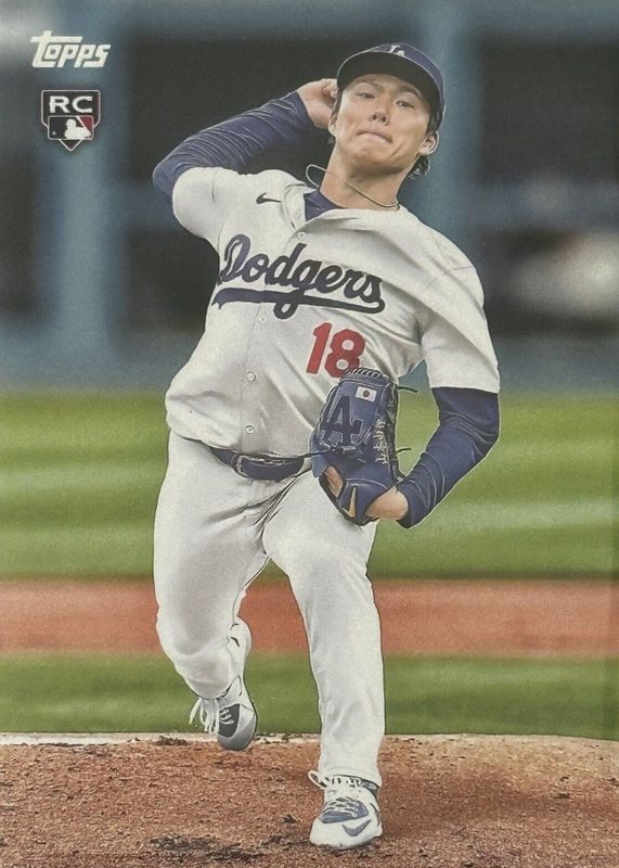 Yoshinobu Yamamoto 2024 Topps #553 True Photo /(SSP) Rookie RAW