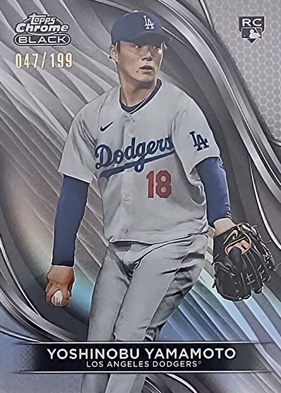 Yoshinobu Yamamoto 2024 Topps Chrome Black #18 Refractor /199 Rookie RAW