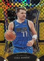 Luka Doncic　SELECT en fuego GOLD　PSA10 2022 Select En Fuego GOLD Luka Doncic /10 PSA 9 MINT Mavs #2