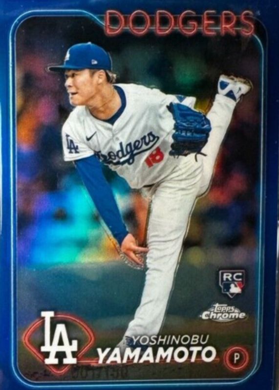 Yoshinobu Yamamoto 2024 Topps Chrome #18 Blue Refractor /150 Rookie RAW