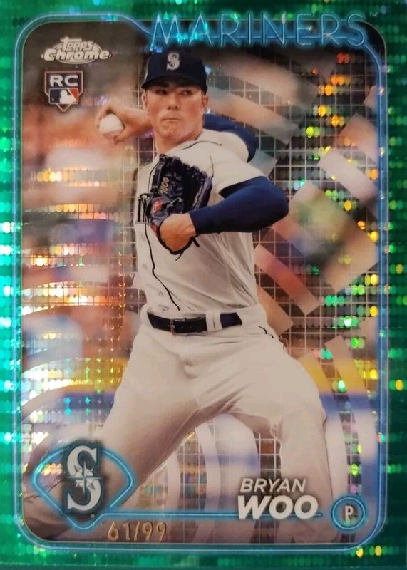 Bryan Woo 2024 Topps Chrome #172 Green Sonar Refractor /99 Rookie SGC 10