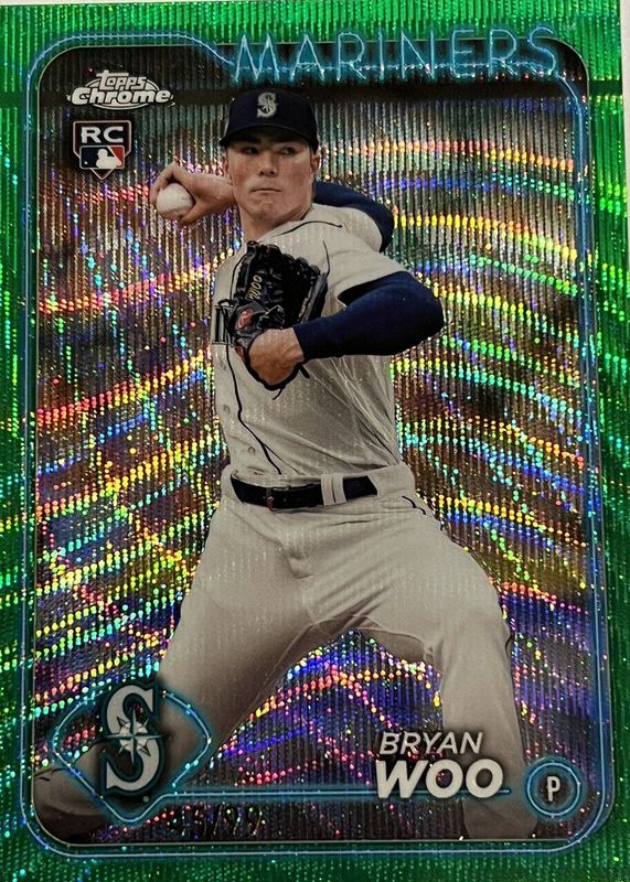 Bryan Woo 2024 Topps Chrome #172 Green Wave Refractor /99 Rookie PSA 9