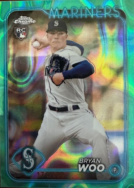 Bryan Woo 2024 Topps Chrome #172 Aqua Lava Refractor /199 Rookie RAW