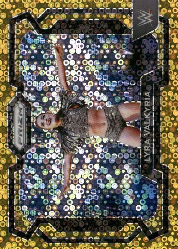 Lyra Valkyria 2024 Prizm WWE #63 Under Card Gold /10 PSA 10