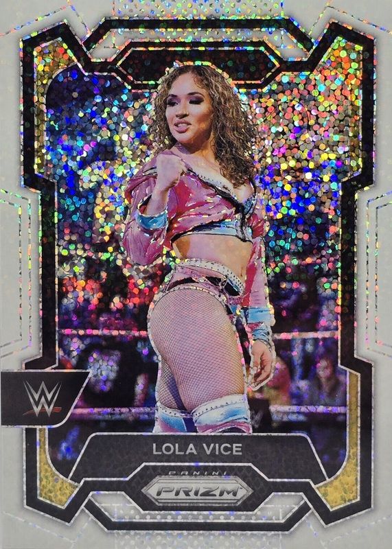 Lola Vice 2024 Prizm WWE #187 White Sparkle /(SSP) RAW