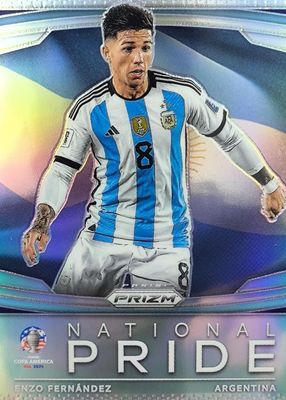22-23 Topps Chrome ENZO GOLD LAVA 直筆サイン Enzo Fernandez 2022 Topps Chrome UEFA Club Competitions #CA
