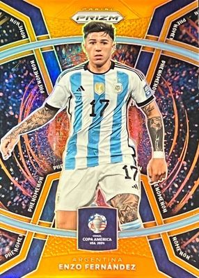 22-23 Topps Chrome ENZO GOLD LAVA 直筆サイン Enzo Fernandez 2022 Topps Chrome UEFA Club Competitions #CA-EF