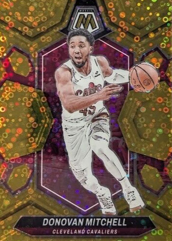 Donovan Mitchell 2023 Mosaic #143 Fast Break Gold /10 PSA 9