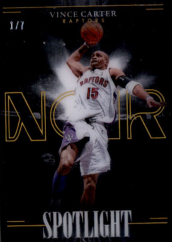 Vince Carter 2023 Noir #10 Spotlight - Holo Gold FOTL /7 RAW