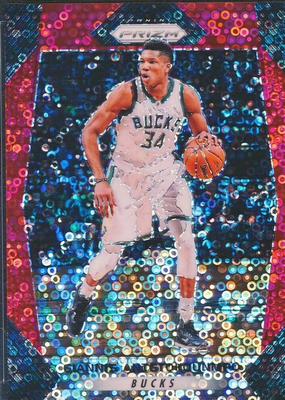 Giannis Antetokounmpo 2017 Prizm #182 Fast Break Red /125 PSA 10