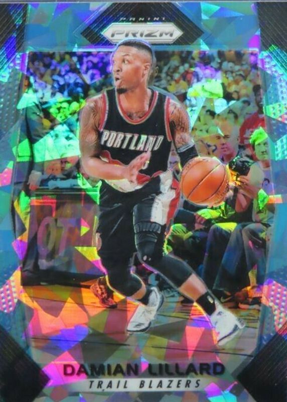 Damian Lillard 2017 Prizm #141 Blue Ice /99 BGS 9.5