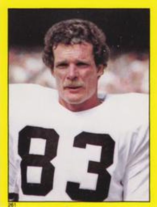 1982 Topps Stickers #261 Base