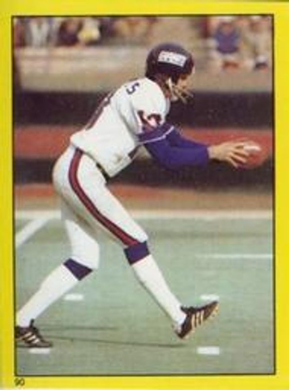 1982 Topps Stickers #90 Base