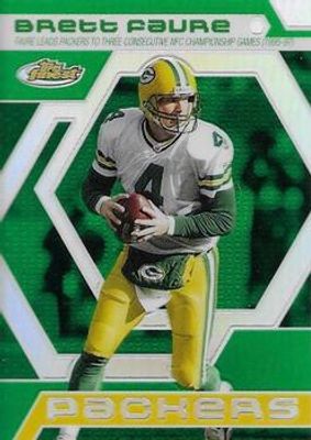 2006 Topps Finest #BF10 Brett Favre Finest Moments - Green Refractor /199