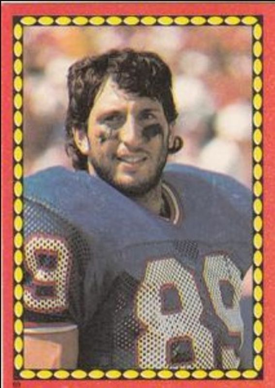 1988 Topps Stickers #69b Base