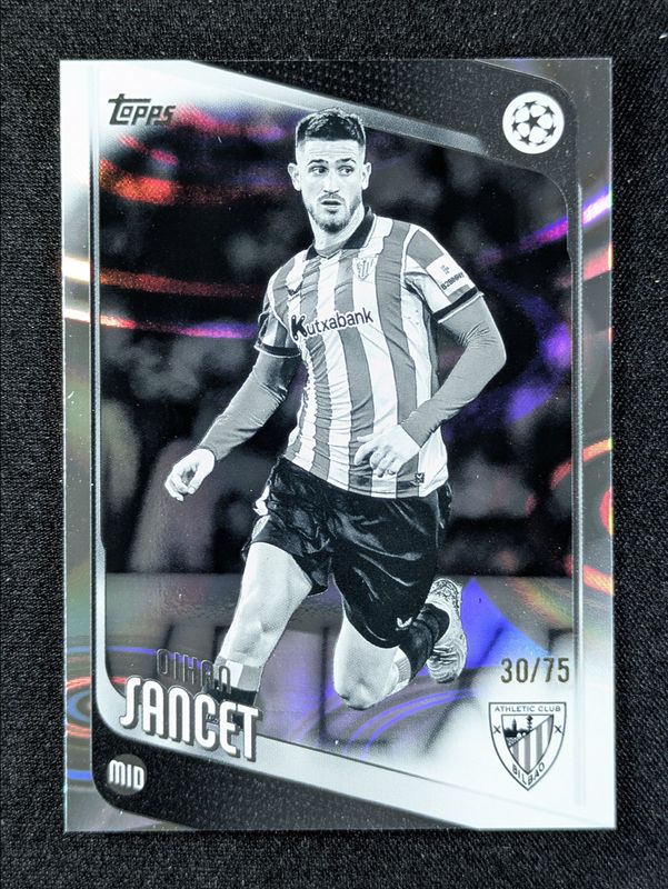 2025 Topps UEFA Club Competitions #195 Black & White Raindrops /75