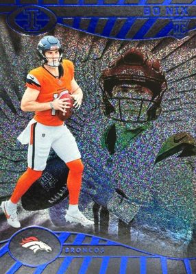 2024 Illusions #22 Trophy Collection Dots