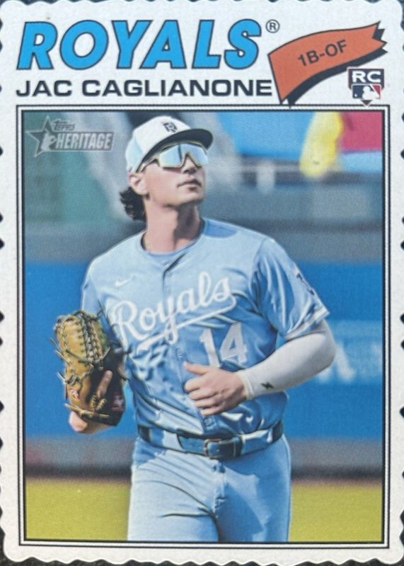 2026 Topps Heritage #136 Deckle Edge