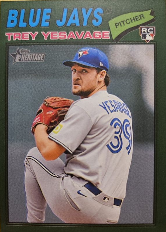 2026 Topps Heritage #245 Dark Green Border