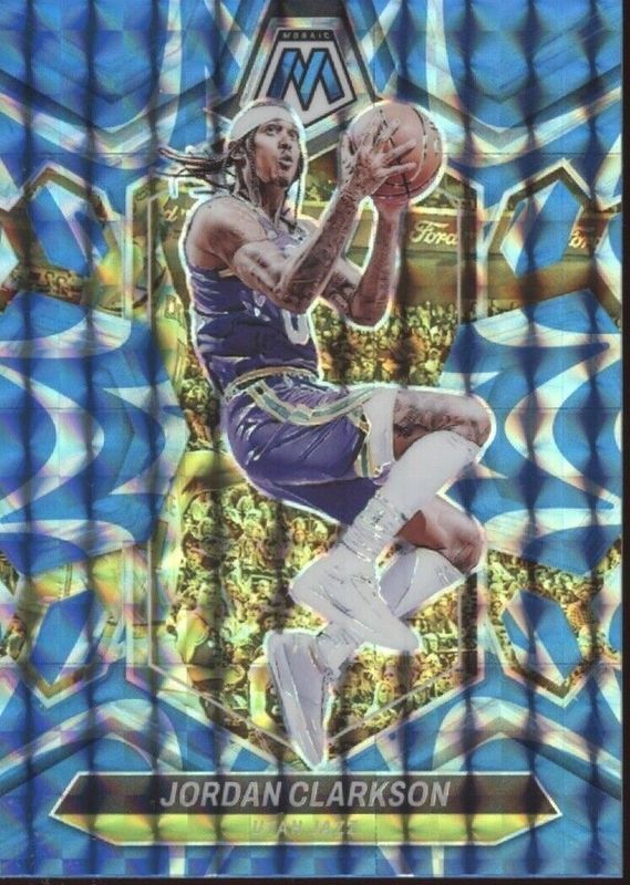 2023 Mosaic #42 Reactive Blue