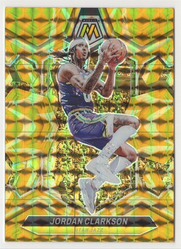 2023 Mosaic #42 Reactive Yellow