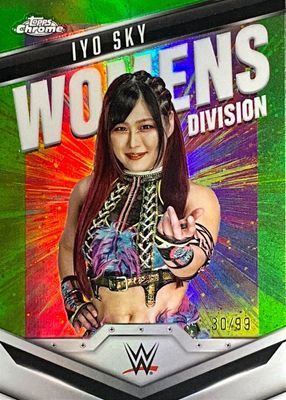 2025 Topps Chrome WWE #99 Green Refractor /99