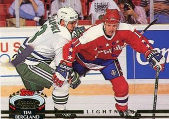 1992 Topps Stadium Club #127a Base