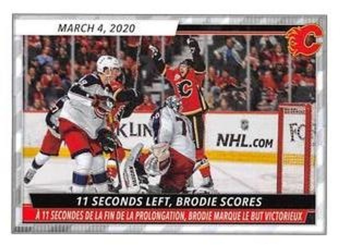 2020 Topps NHL Sticker Collection #70 Base