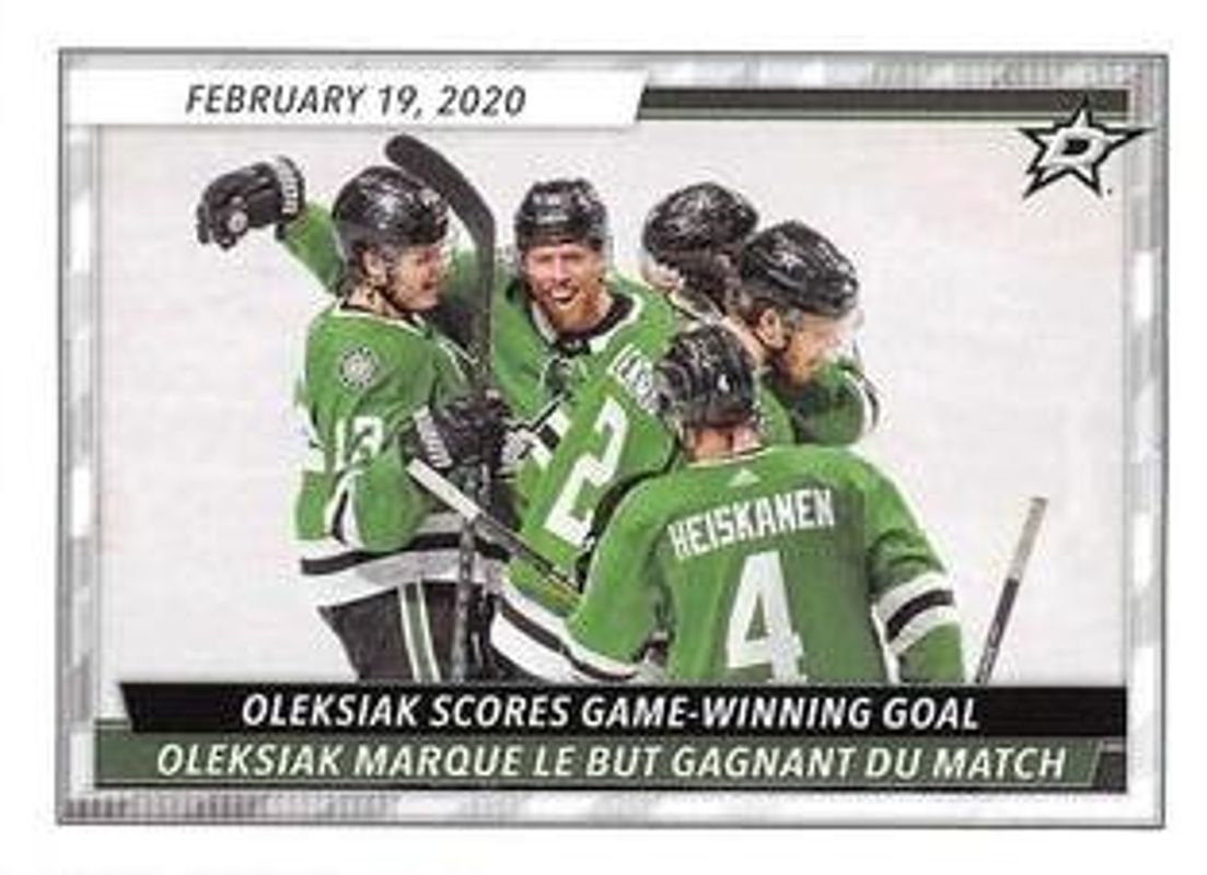 2020 Topps NHL Sticker Collection #155 Base