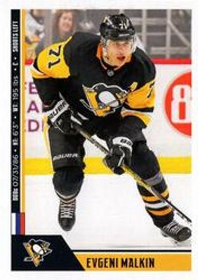 2018 Panini Stickers #213 Base