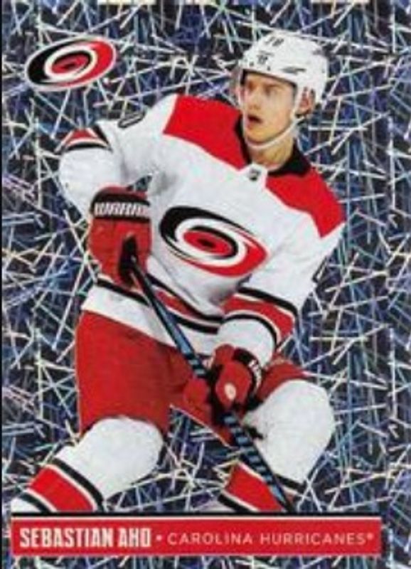 2018 Panini Stickers #44 Base