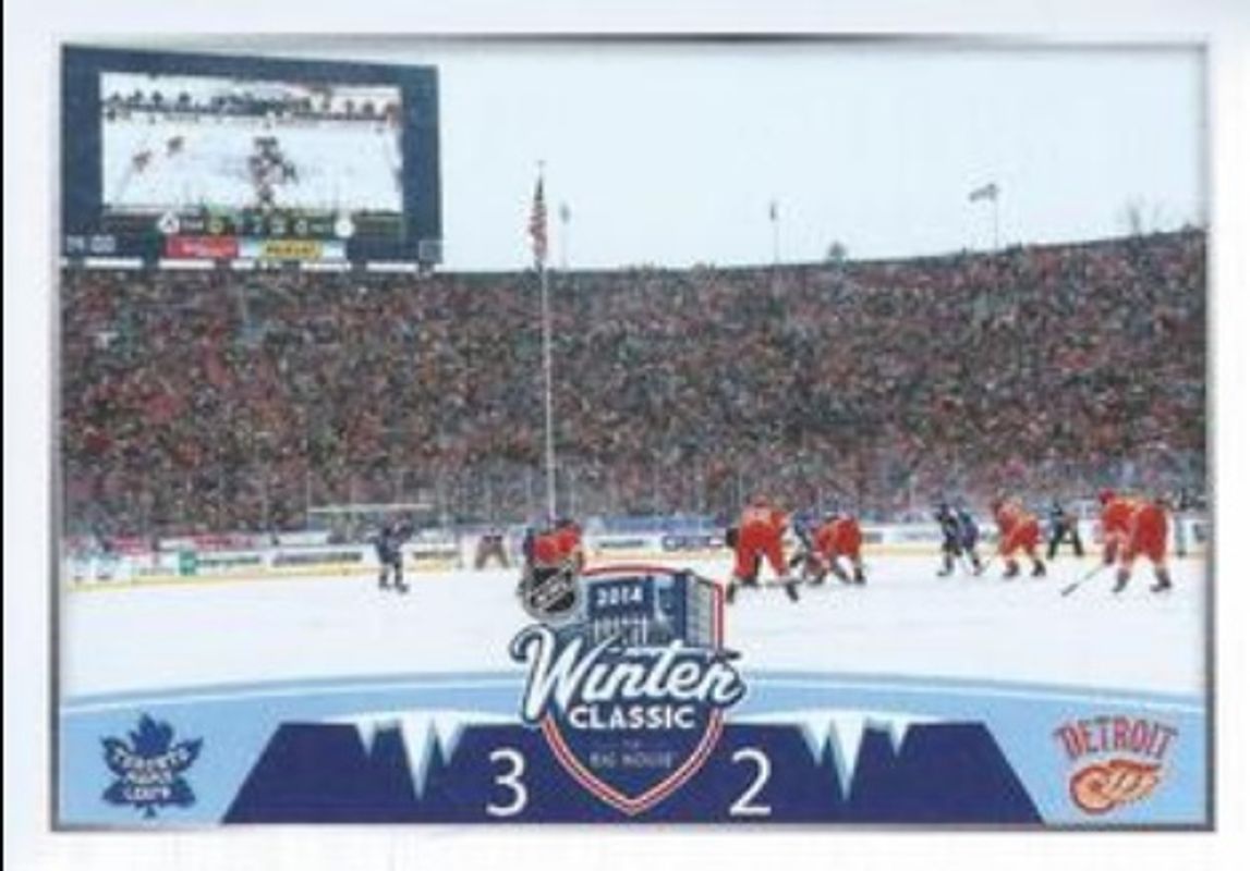 2014 Panini Stickers #435 Base