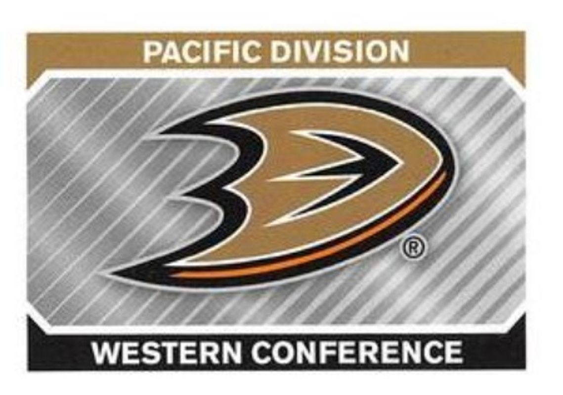 2015 Panini Stickers #235 Base