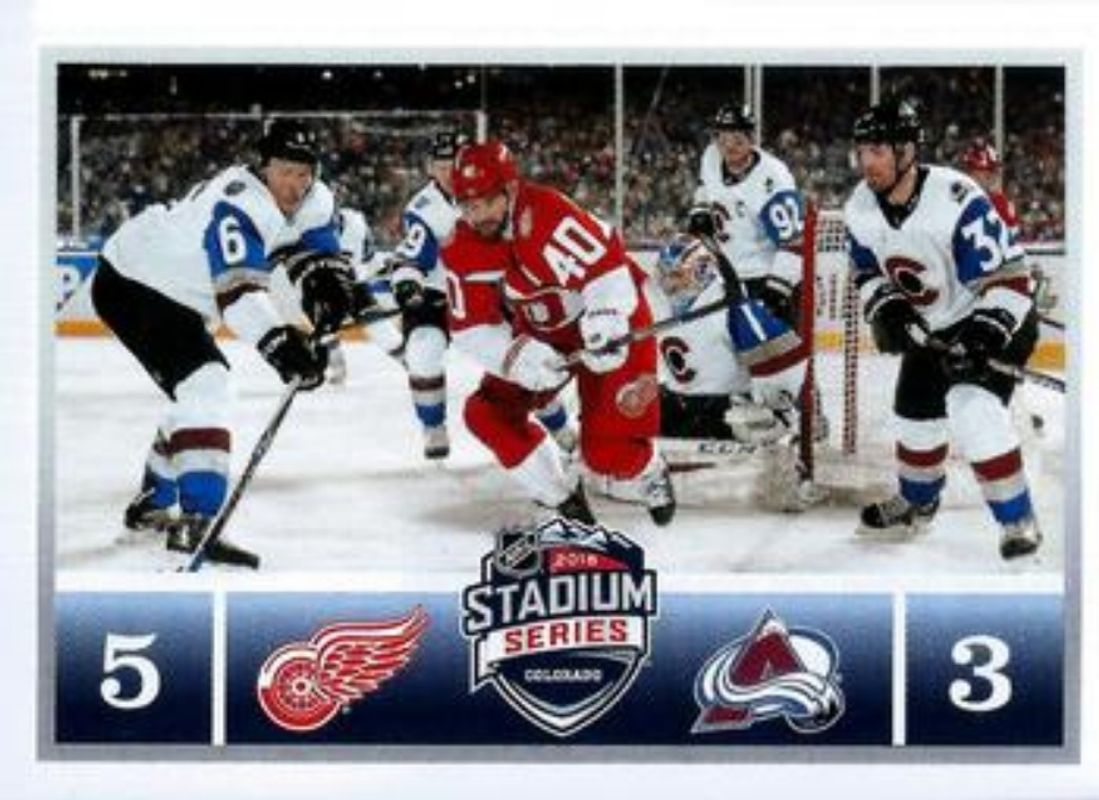 2016 Panini Stickers #440 Base