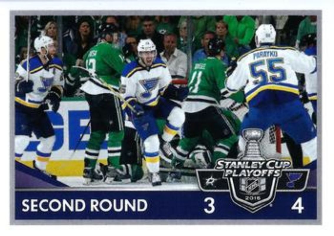 2016 Panini Stickers #475 Base