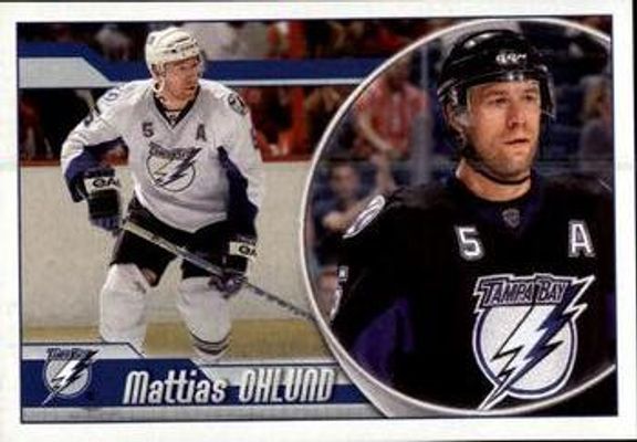 2010 Panini Stickers #136 Base