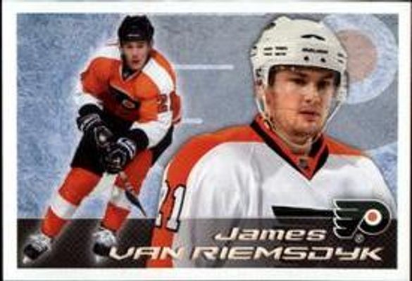 2011 Panini Stickers #132 Base