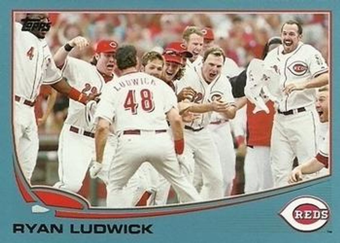 2013 Topps #569 Blue