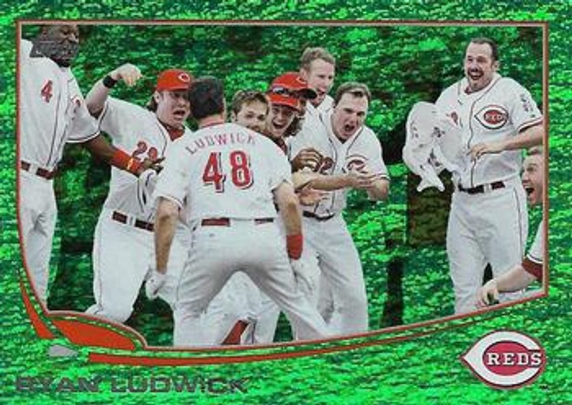 2013 Topps #569 Emerald Foil