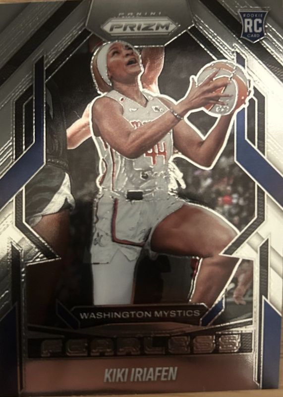 2025 Prizm WNBA #8 Fearless